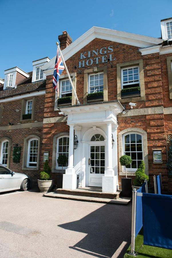 Kings Hotel Stokenchurch Exterior photo